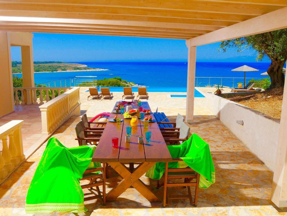 Beachfront Villa Seasun By Posarellivillas Agios Spyridon  Exteriör bild